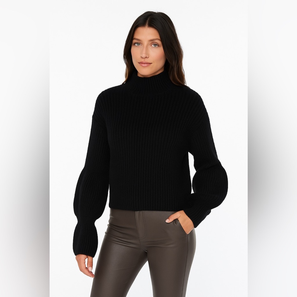 RD Style Imani Sweater size Large nwt
